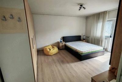 Garsonieră decomandată în Brâncoveanu