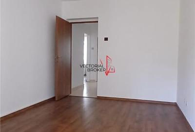 Apartament cu 3 camere semidecomandat în Vatra Luminoasă - 7
