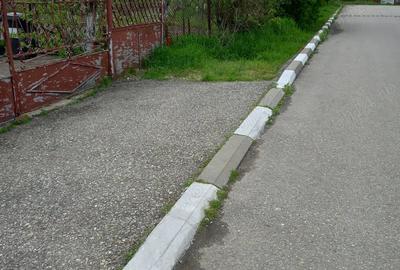 Casă cu 3 camere cu Teren 2100 Mp în Central