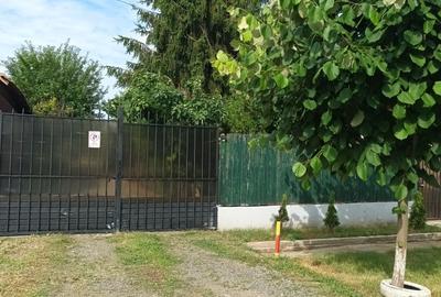 Casă cu 3 camere în Tunari