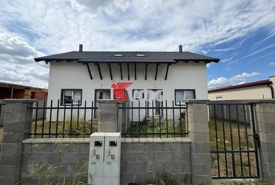 Casă cu Teren 350 Mp în Moșnița Nouă