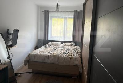 Apartament cu 3 camere semidecomandat, mobilat în Zorilor