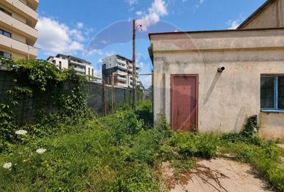 Spațiu industrial, de 200 mp, în 13 Decembrie - 23