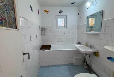 Apartament cu 3 camere decomandat în Decebal - 19