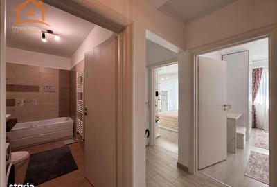 Apartament cu 3 camere decomandat în 13 Decembrie