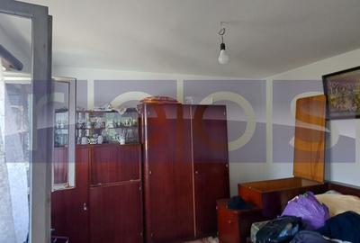 Casă cu 4 camere cu Teren 1200 Mp în Măldăeni
