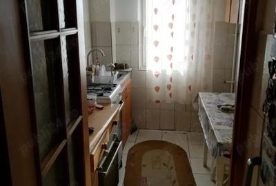Apartament cu 3 camere semidecomandat în Milcov - 2