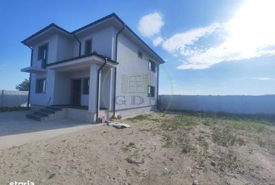 Casă cu 4 camere în Bran - 4