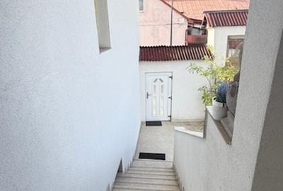 Casă individuală cu 4 camere cu Canalizare în Orașul Vechi - 1