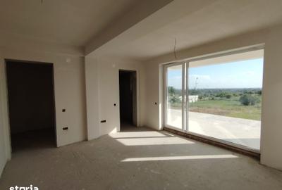 Casă cu 5 camere cu Teren 400 Mp în Central - 3