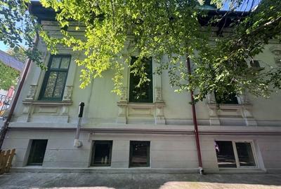 Casă individuală cu 12 camere cu Canalizare în Grădina Icoanei - 7
