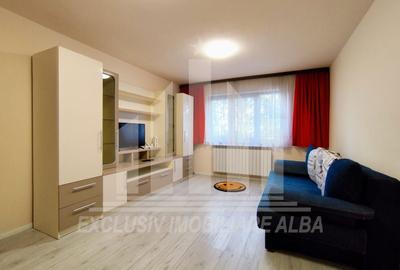 Apartament cu 3 camere semidecomandat în Cetate