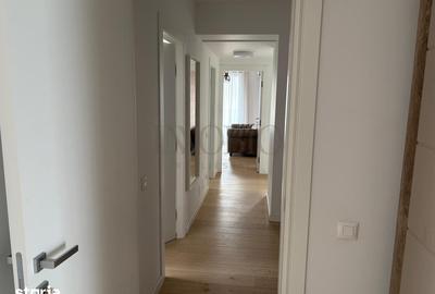 Apartament cu 4 camere decomandat în Pipera