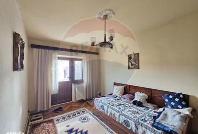 Apartament cu 3 camere decomandat în Central - 8