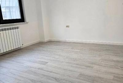 Apartament cu 2 camere semidecomandat în Poarta 6