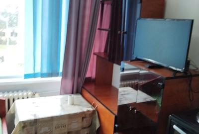 Apartament semidecomandat în Central