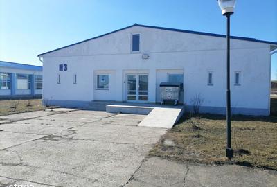 Spațiu comercial, de 465 mp, în Central - 10