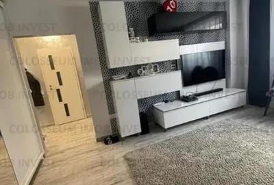 Apartament cu 3 camere decomandat în Tractorul - 2