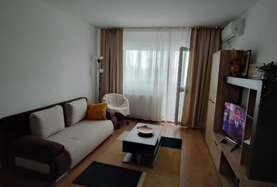 Apartament cu 2 camere semidecomandat în Militari