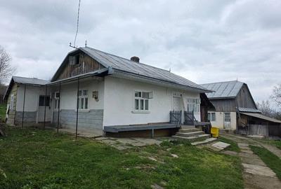 Casă cu 2 camere cu Teren 2270 Mp în Bosanci - 2