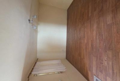 Casă cu Teren 100 Mp în Pianu