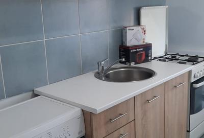 Apartament cu 2 camere semidecomandat în Complex Studențesc - 3