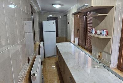 Apartament cu 2 camere decomandat în 9 Mai - 2