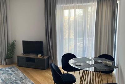 Apartament cu 2 camere semidecomandat, mobilat în Herăstrău
