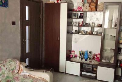Apartament cu 2 camere semidecomandat în Viziru 3
