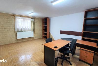 Spațiu comercial, de 60 mp, în Trei Stejari