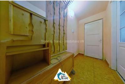 Casă cu 4 camere în Central - 3