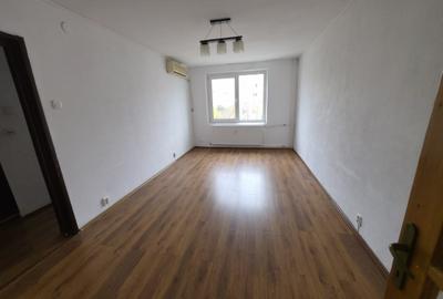Apartament cu 3 camere semidecomandat, mobilat în Rahova - 2