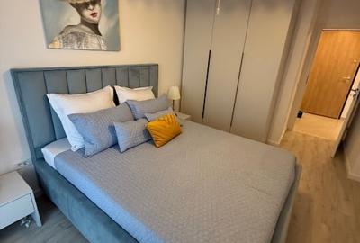 Apartament cu 2 camere decomandat, mobilat în Central