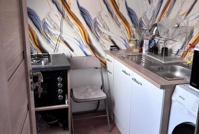 Apartament cu 3 camere semidecomandat în Central - 6