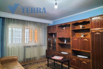 Apartament cu 3 camere decomandat, mobilat în Central - 1