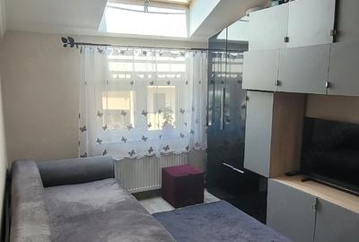Apartament cu 2 camere semidecomandat, mobilat în Florești - 6