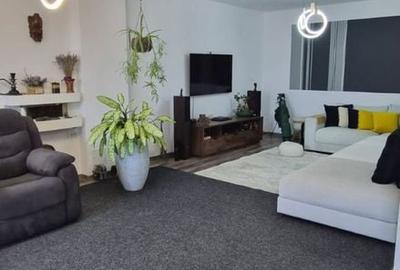 Casă cu 4 camere cu Teren 220 Mp în Lumina - 2
