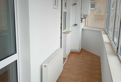 Apartament cu 2 camere decomandat în Griviței