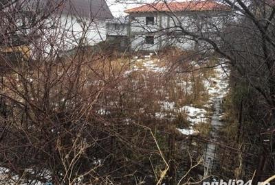 Teren de 500 mp, în Central - 1