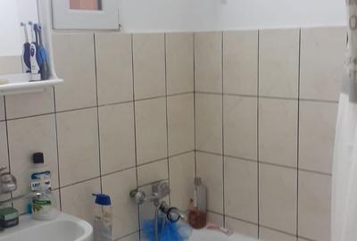 Garsonieră decomandată în Complex Studențesc