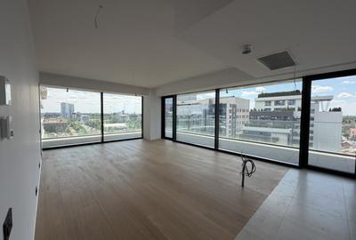 Apartament cu 4 camere decomandat în Floreasca