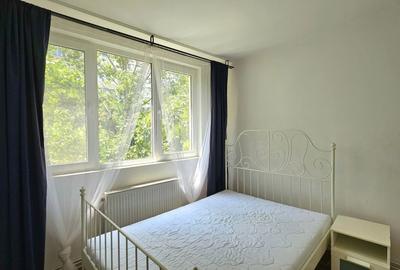 Apartament cu 3 camere semidecomandat, mobilat în Drumul Taberei