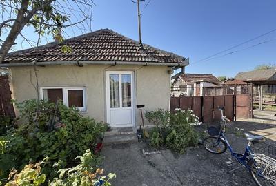 Casă cu 4 camere cu Teren 512 Mp în Central