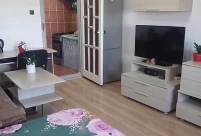 Garsonieră decomandată în Blașcovici