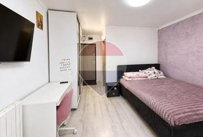 Garsonieră decomandată, mobilată în Central
