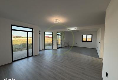 Casă cu 4 camere cu Teren 600 Mp în Ghercești
