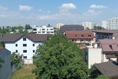 Apartament cu 2 camere decomandat în Titan - 10
