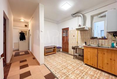 Apartament cu 3 camere decomandat în Gruia - 2