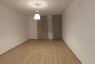 Casă cu 6 camere cu Teren 900 Mp în Voluntari - 4