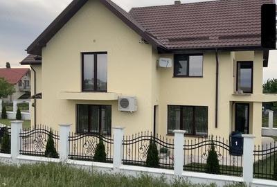 Casă cu Teren 600 Mp în Central - 18
